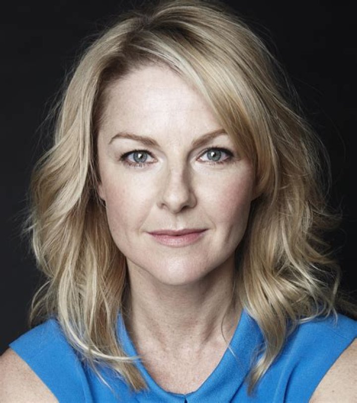 Sarah Hadland Biography, Age, Height, Husband, Net Worth, Family