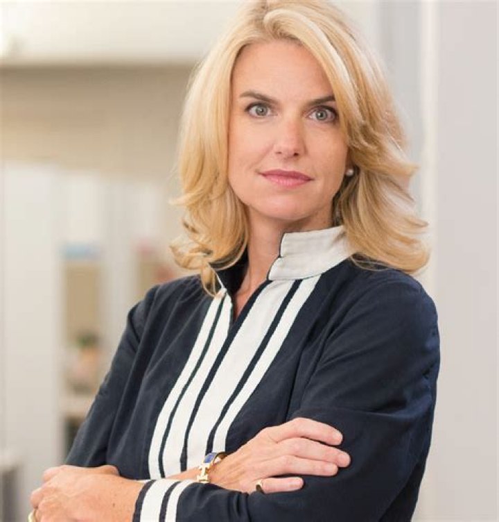 Sarah Kate Ellis biografía, edad, altura, esposa, net worth, familia