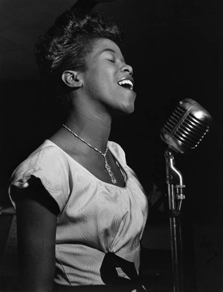 Sarah Vaughan biografía, edad, altura, esposa, net worth, familia