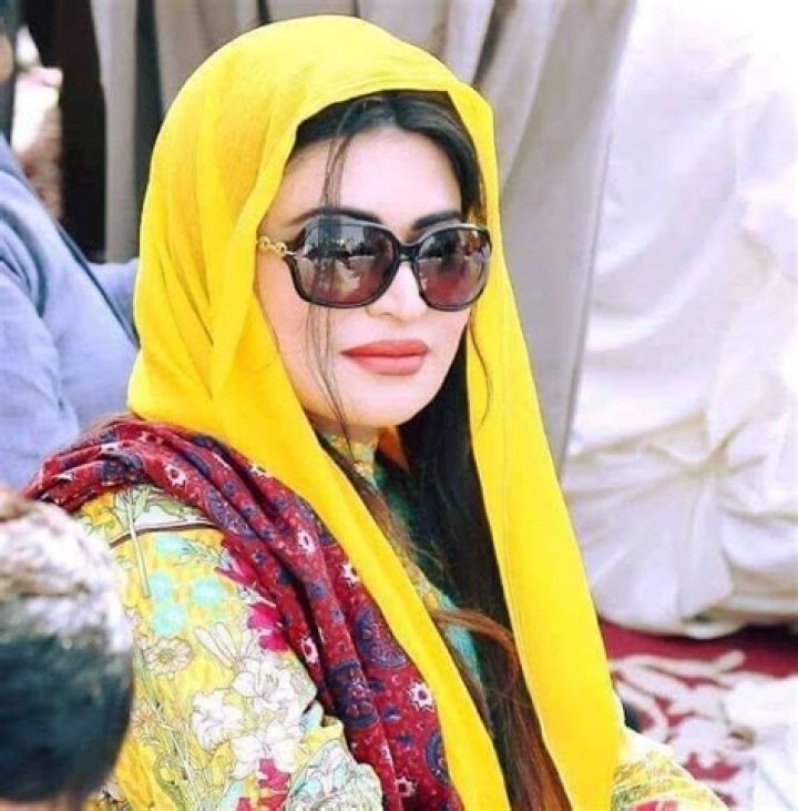 Sassui Palijo Biography, Age, Height, Husband, Net Worth, Family