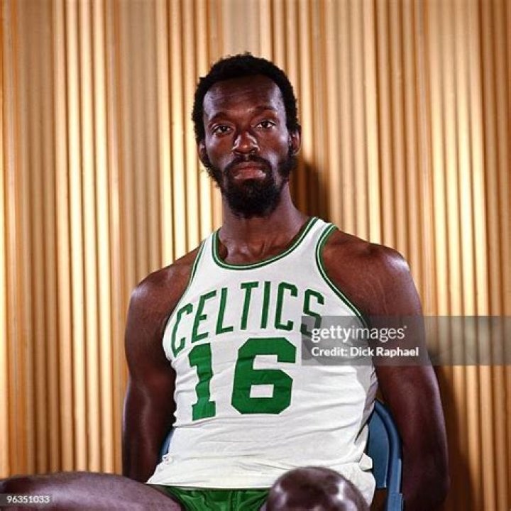 Satch Sanders biografía, edad, altura, esposo, net worth, familia