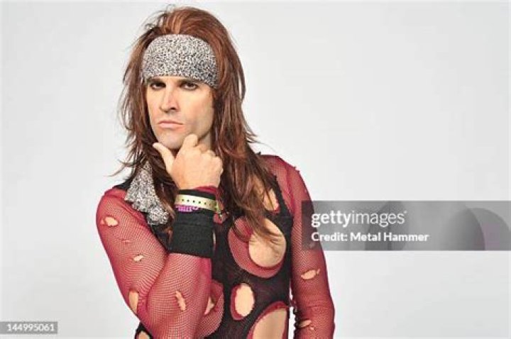 Satchel Biography, Age, Height, Wife, Net Worth, Family