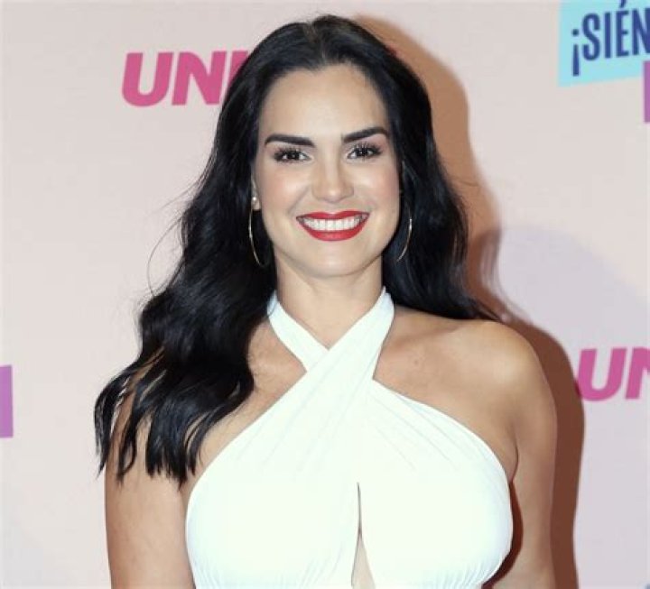 Scarlet Ortiz Biography, Age, Height, Husband, Net Worth, Family