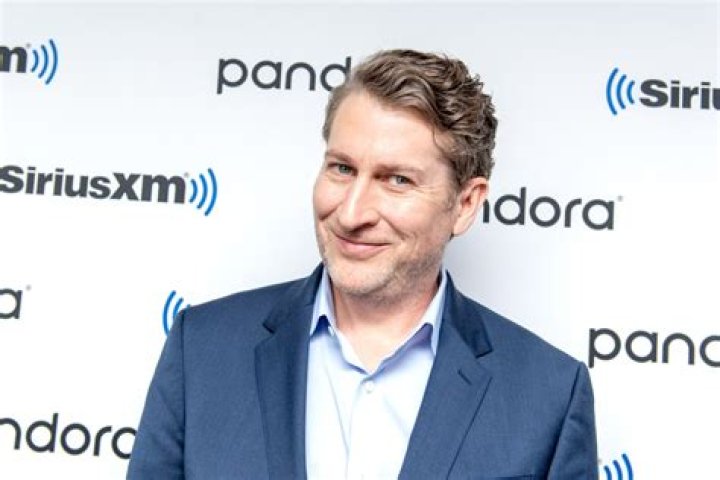 Scott Aukerman Biography, Age, Height, Wife, Net Worth, Family