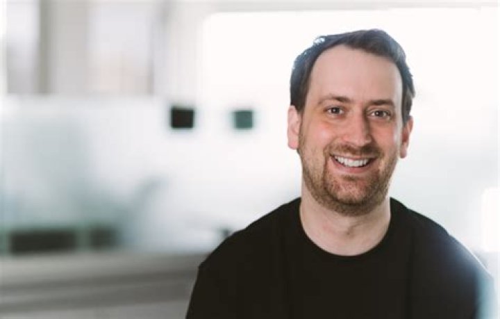 Scott Stevenson Biography, Age, Height, Wife, Net Worth, Family