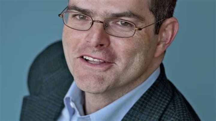 Scott Stossel Biography, Age, Height, Wife, Net Worth, Family