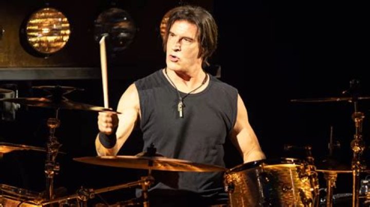 Sean Kinney biografía, edad, altura, esposo, net worth, familia