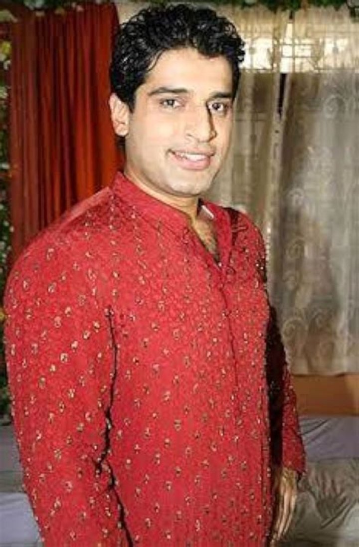 Shakti Anand Biography, Age, Height, Wife, Net Worth, Family