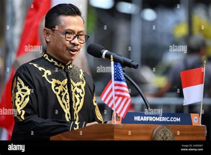 Shamsi Ali Biography, Age, Height, Wife, Net Worth, Family