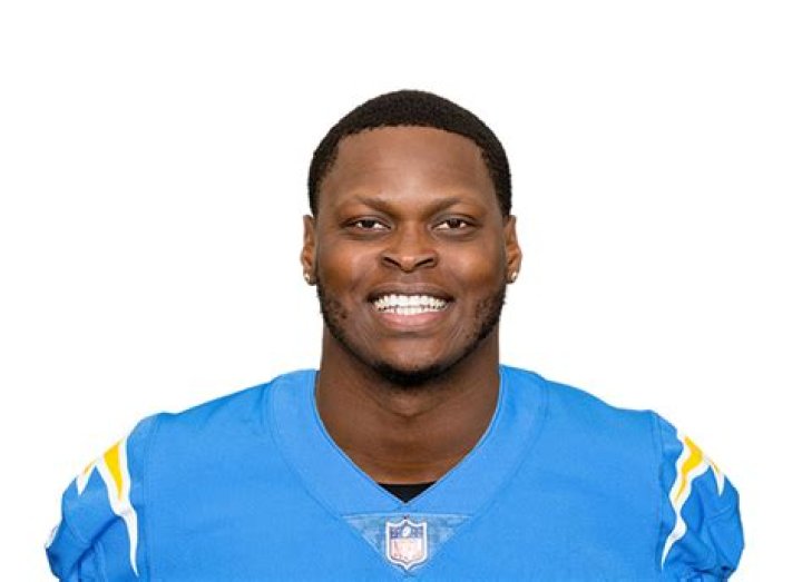 Shaquille Quarterman Biography, Age, Height, Wife, Net Worth, Family