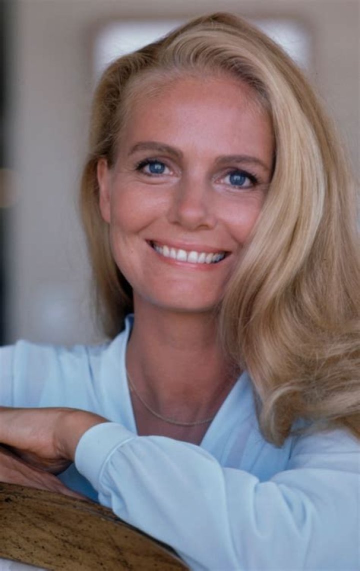 Sharon Acker Biography, Age, Height, Husband, Net Worth, Family