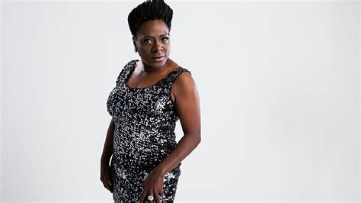 Sharon Jones Biography, Age, Height, Husband, Net Worth, Family