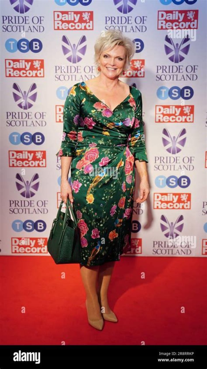 Sharon Small Biography, Age, Height, Husband, Net Worth, Family