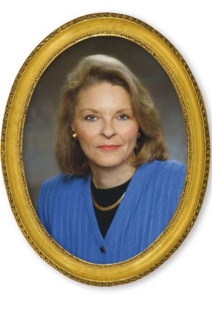 Sheri L. Dew biografía, edad, altura, esposa, net worth, familia