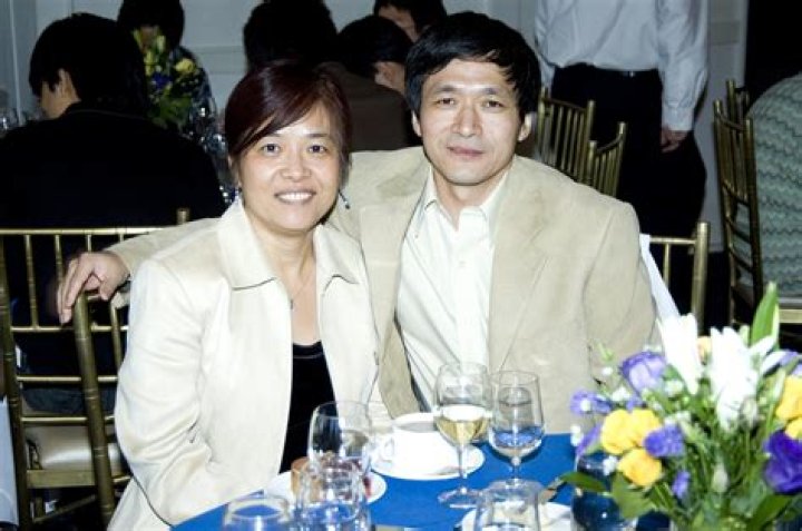 Shou-Wu Zhang Biography, Age, Height, Wife, Net Worth, Family