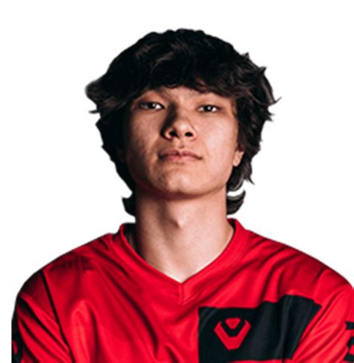 Sinatraa Biography, Age, Height, Wife, Net Worth, Family