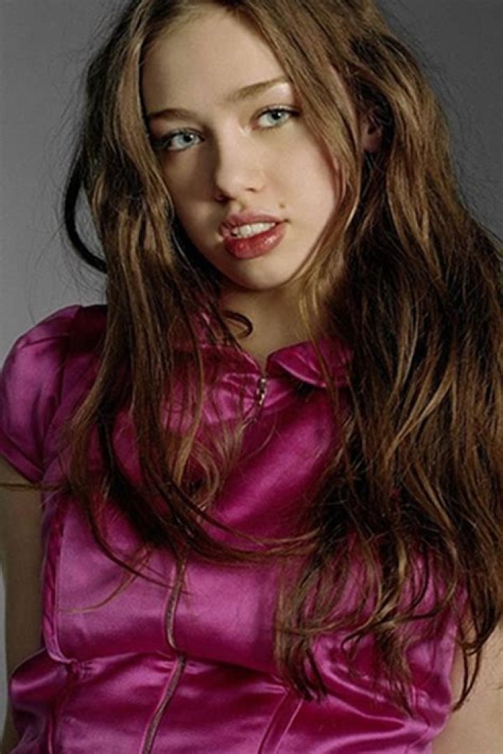 Skye Arens Biography, Age, Height, Husband, Net Worth, Family