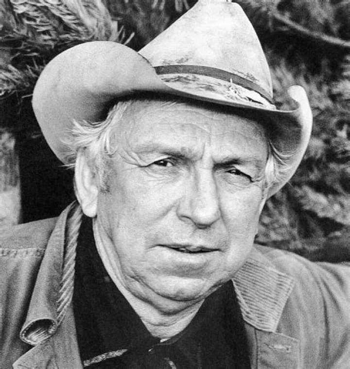 Slim Pickens Biography, Age, Height, Wife, Net Worth, Family