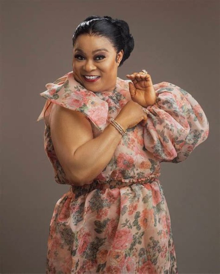 Sola Sobowale Biography, Age, Height, Husband, Net Worth, Family