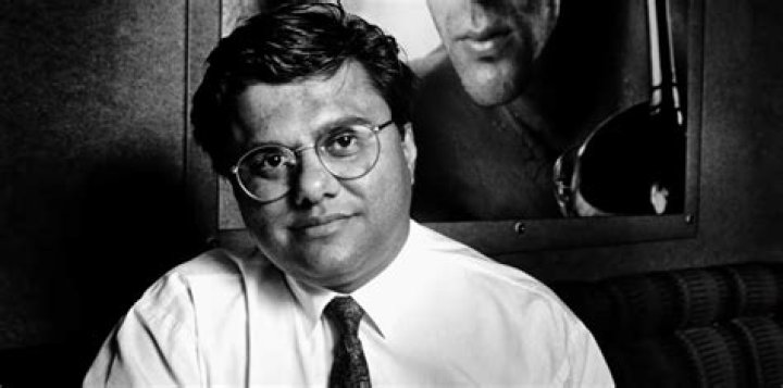 Somen Banerjee biografía, edad, altura, esposo, net worth, familia