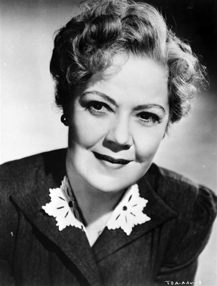 Spring Byington biografía, edad, altura, esposa, net worth, familia