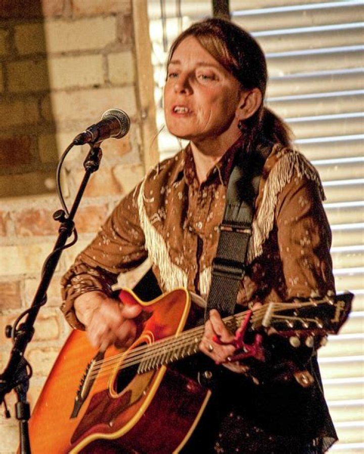 Stacey Earle Biography, Age, Height, Husband, Net Worth, Family