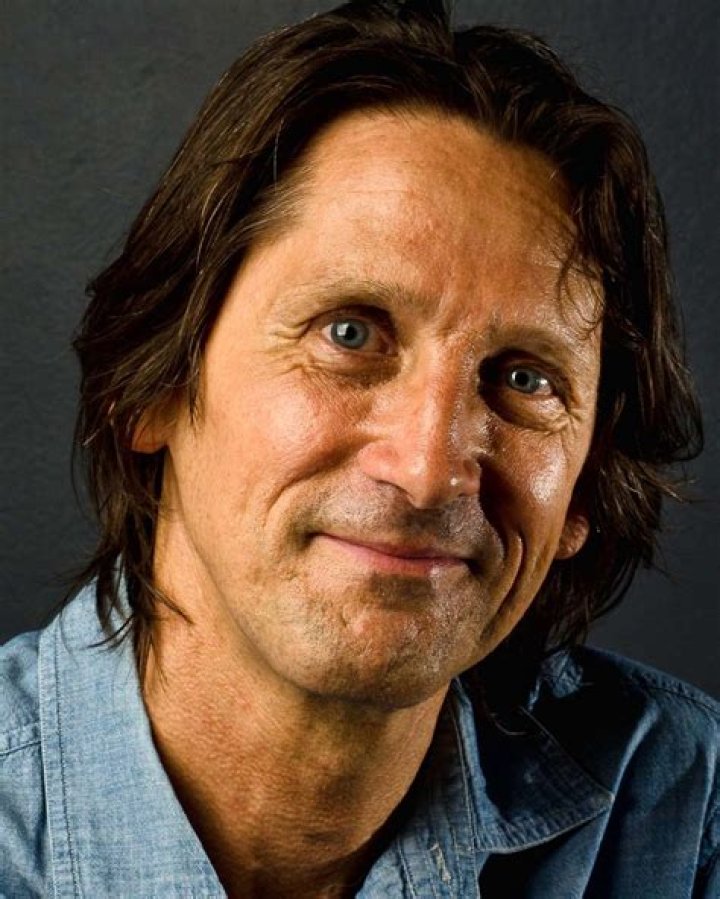 Stephen Curtis Biography, Age, Height, Wife, Net Worth, Family