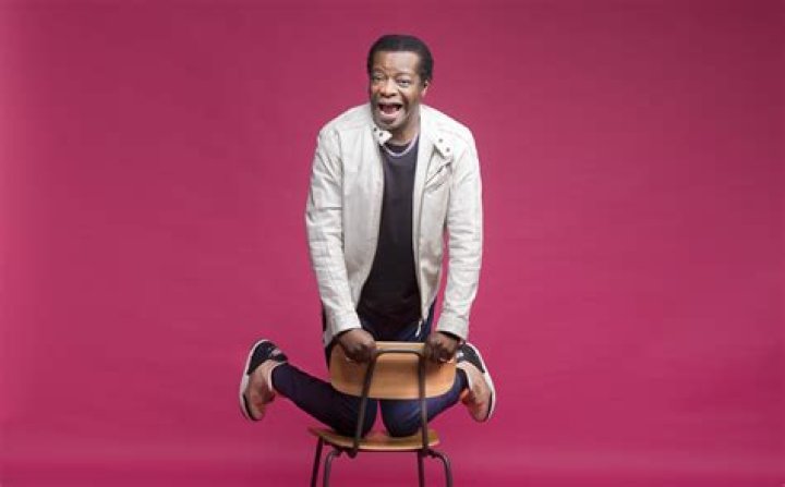 Stephen K. Amos Biography, Age, Height, Wife, Net Worth, Family