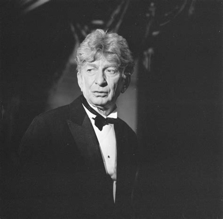 Sterling Holloway Biography, Age, Height, Wife, Net Worth, Family
