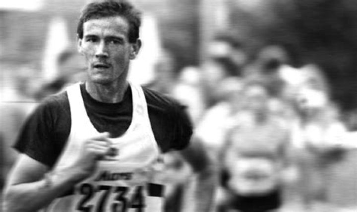 Steve Jones Biography, Age, Height, Wife, Net Worth, Family