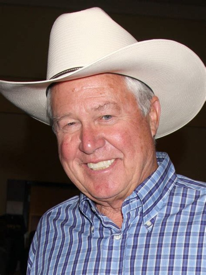 Steve Kanaly Biography, Age, Height, Wife, Net Worth, Family