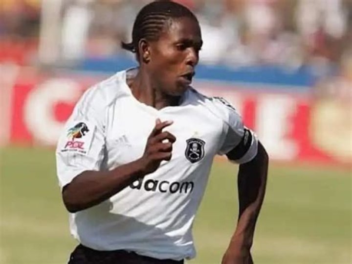 Steve Lekoelea Biography, Age, Height, Wife, Net Worth, Family