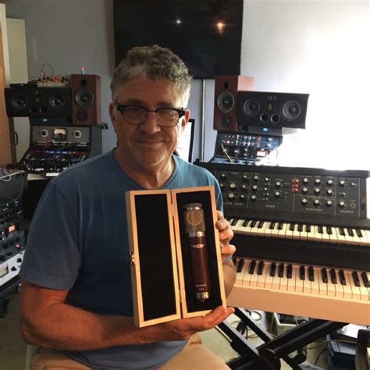 Steve Lindsey Biography, Age, Height, Wife, Net Worth, Family