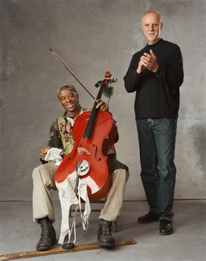 Steve Lopez Biography, Age, Height, Wife, Net Worth, Family