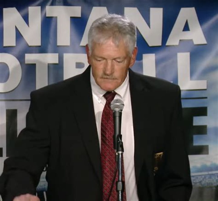 Steve Okoniewski Biography, Age, Height, Wife, Net Worth and Family