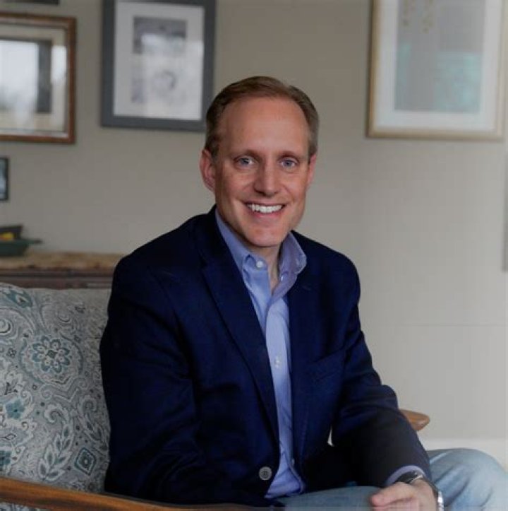 Steve Simon Biography, Age, Height, Wife, Net Worth, Family