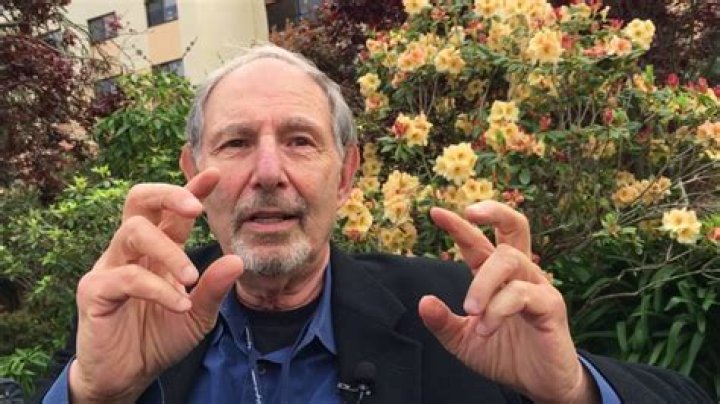 Steven Pritzker Biography, Age, Height, Wife, Net Worth, Family