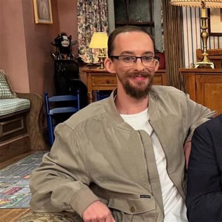 Sullivan Sweeten Biography, Age, Height, Wife, Net Worth, Family