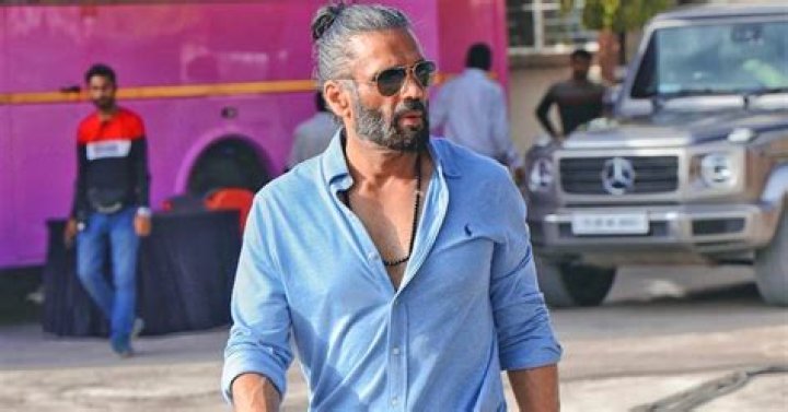 Sunil Shetty Biography, Age, Height, Wife, Net Worth, Family