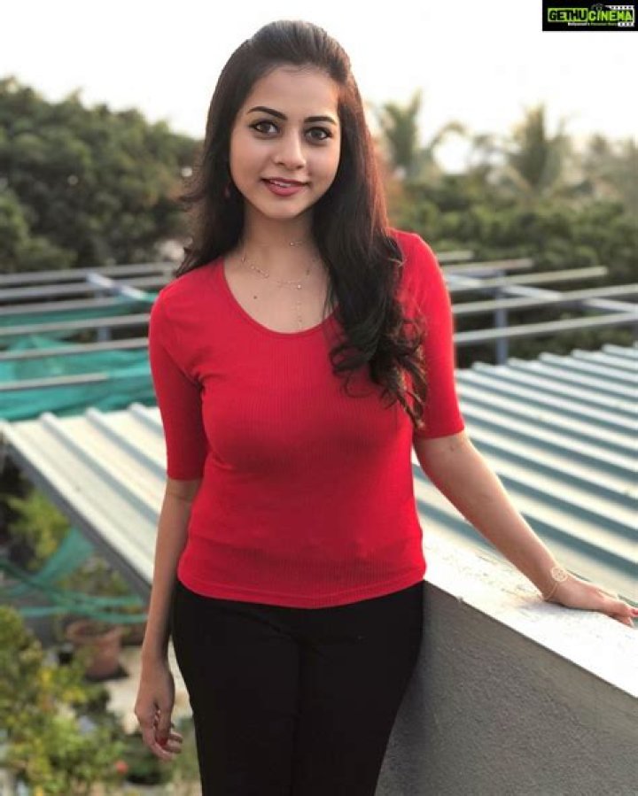 Suza Kumar Biography, Age, Height, Husband, Net Worth, Family