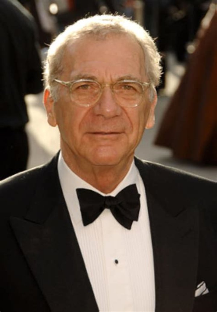 Sydney Pollack Biography, Age, Height, Wife, Net Worth, Family