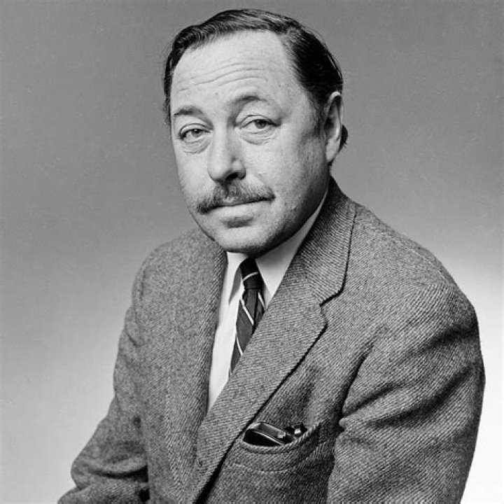 Tennessee Williams Biography, Age, Height, Wife, Net Worth, Family
