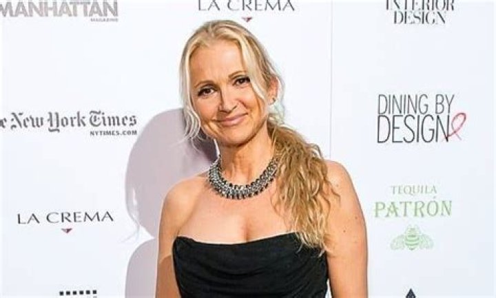 Teresa Kelly Biography, Age, Height, Husband, Net Worth, Family