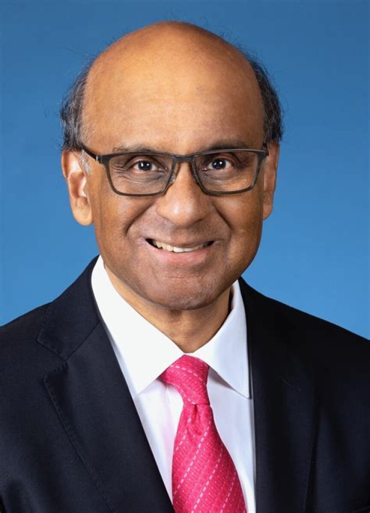 Tharman Shanmugaratnam Biography, Age, Height, Wife, Net Worth, Family