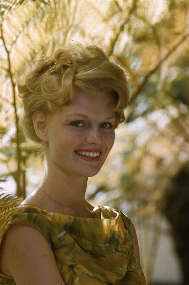 Theodora Davitt Biography, Age, Height, Husband, Net Worth, Family