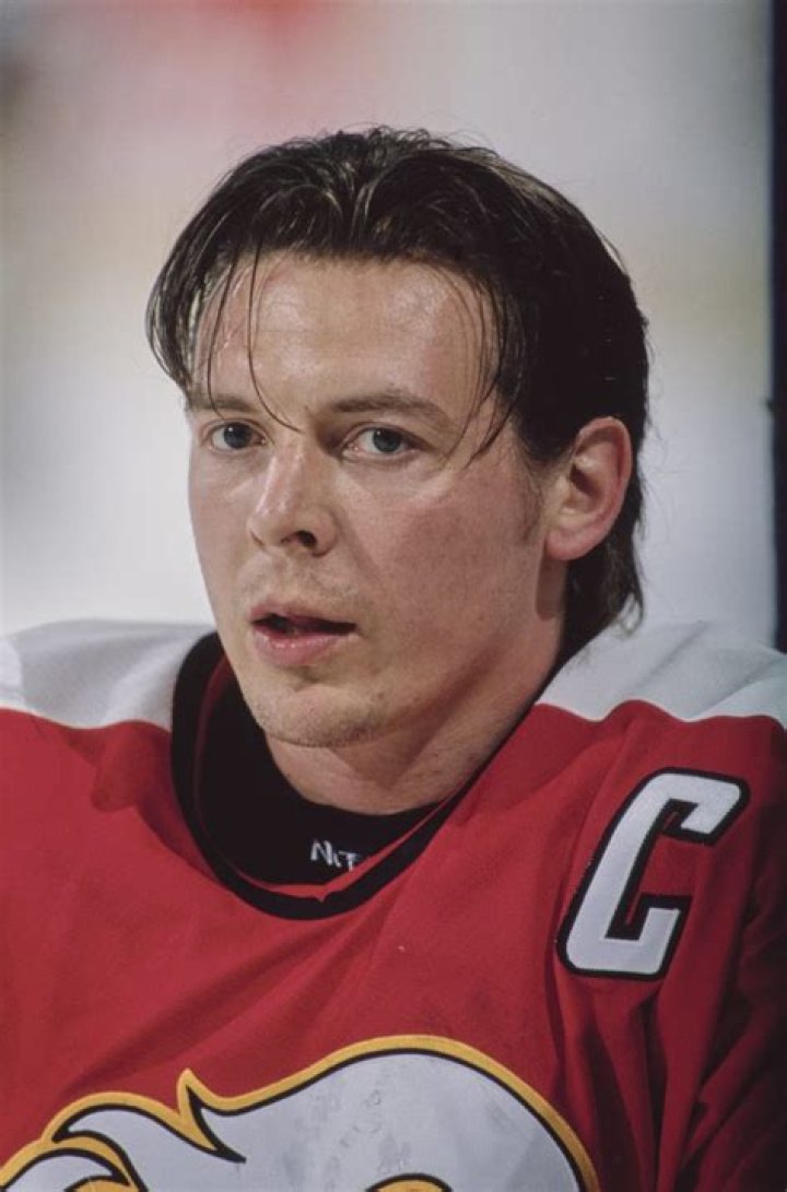 Theoren Fleury Biography, Age, Height, Wife, Net Worth, Family