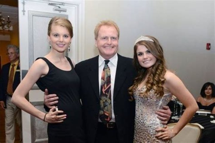 Thomas Staub Biography, Age, Height, Husband, Net Worth, Family