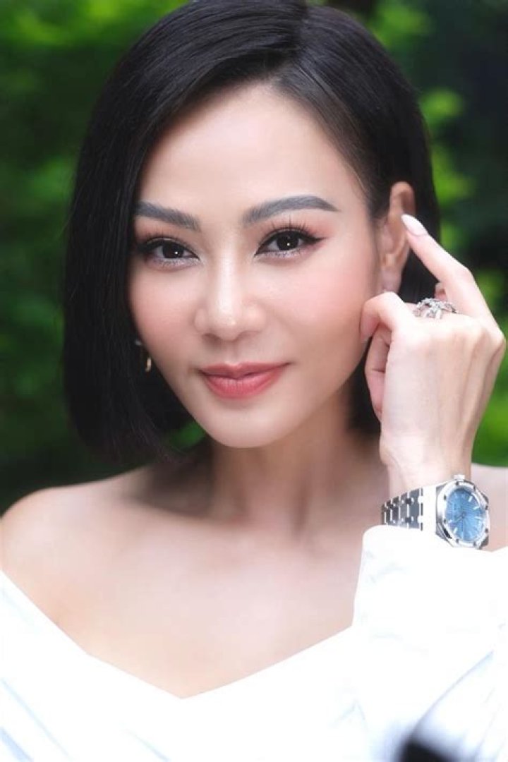 Thu Minh Biography, Age, Height, Husband, Net Worth, Family