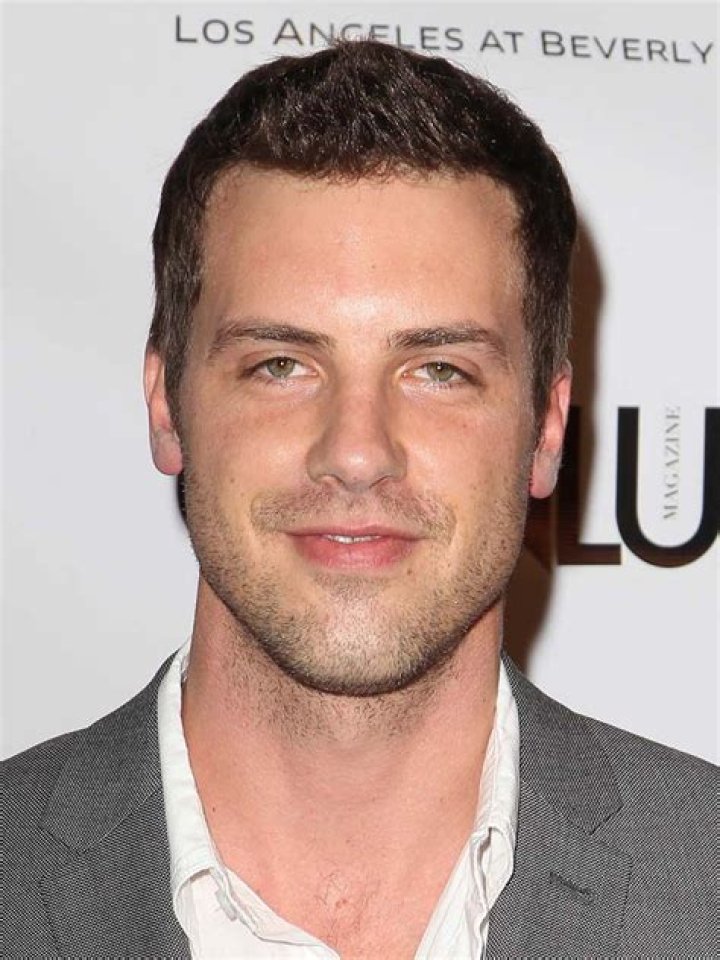 Tilky Jones Biography, Age, Height, Wife, Net Worth, Family