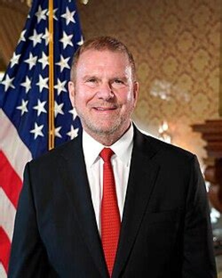 Tilman Fertitta biografía, edad, altura, esposo, net worth, familia